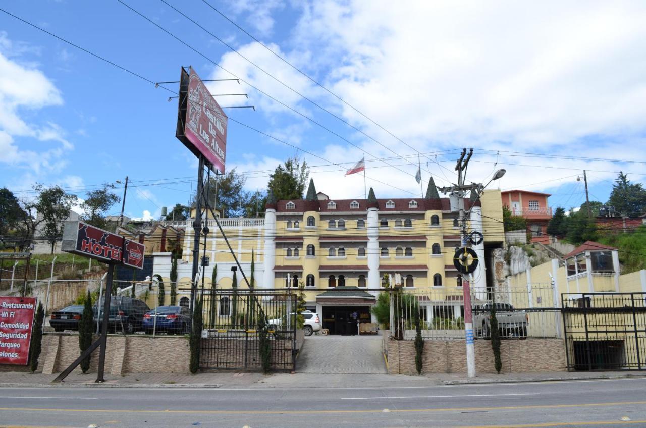 Hotel Y Restaurante Castillo De Los Altos Quetzaltenango Luaran gambar